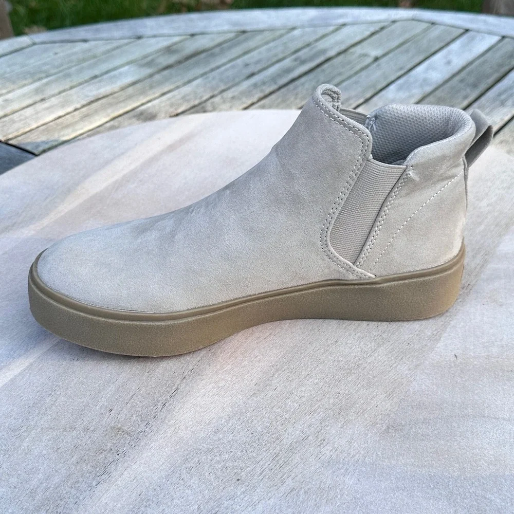 Dr. Scholl's Madison Womens Sneaker Boots Size 7.5 Taupe Microfiber Slip On